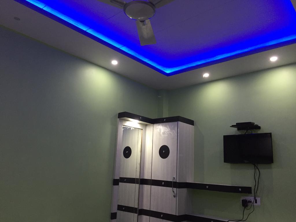 OYO 75627 New Ankit Guest House Varanasi Zimmer foto